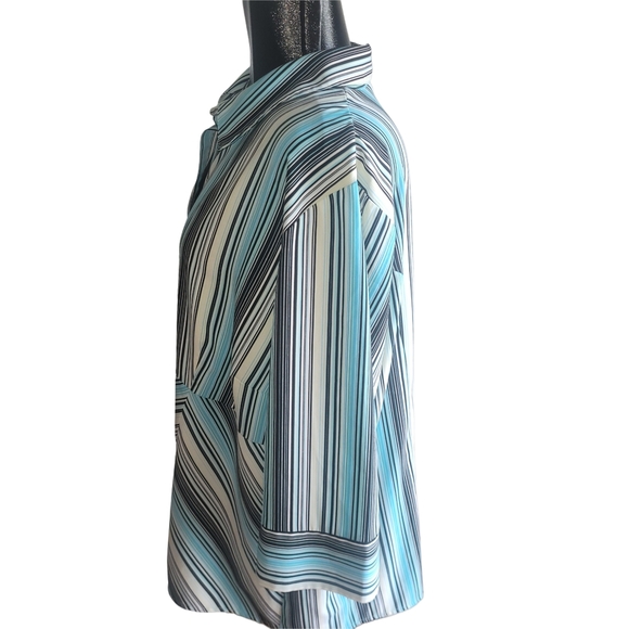 Penningtons Striped Blue and White Button Front Top 24 - Picture 5 of 7